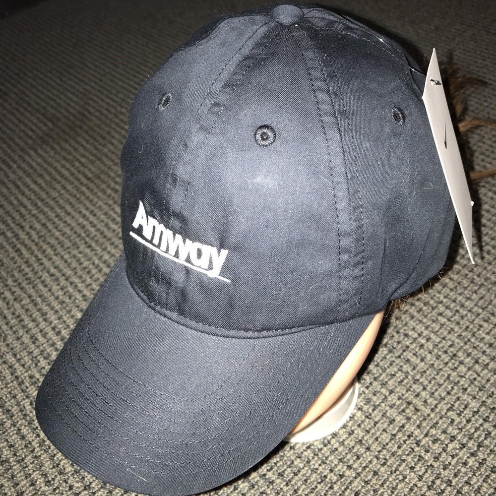 Amway Nike Dri-Fit Heritage-86 Golf Black w/ White Swoosh Blank Hat Cap NWT